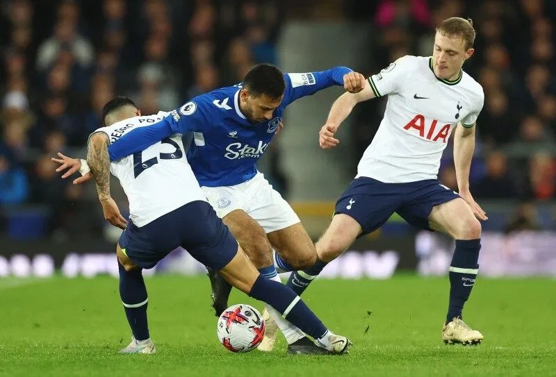 soi-keo-everton-vs-tottenham-23h30-26-10