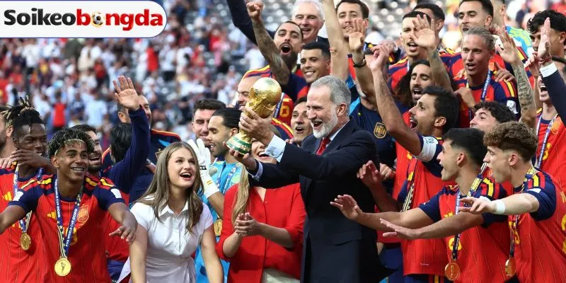 Tây Ban Nha tạo nên lịch sử với hai lần vô địch World Cup